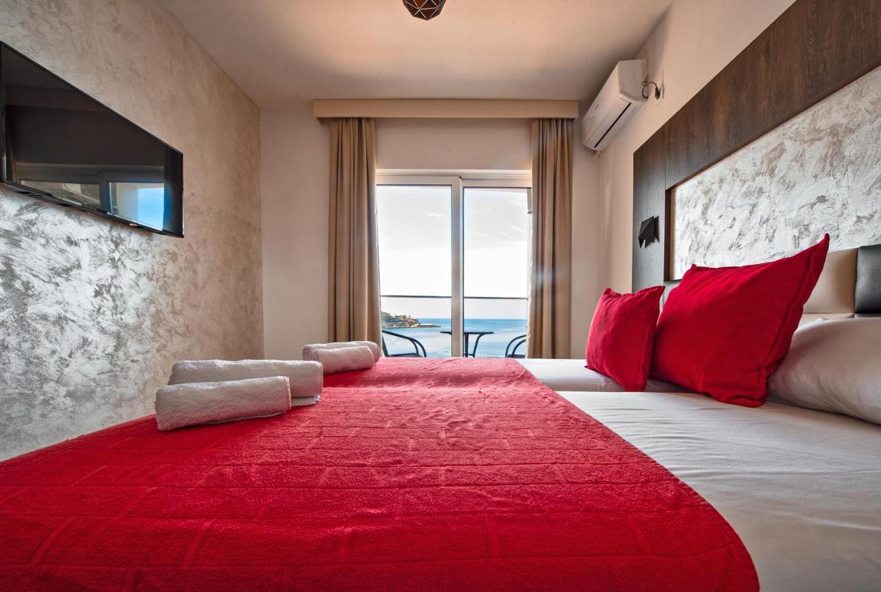 David Lux Beach Rooms ドプラー・ヴォダ エクステリア 写真